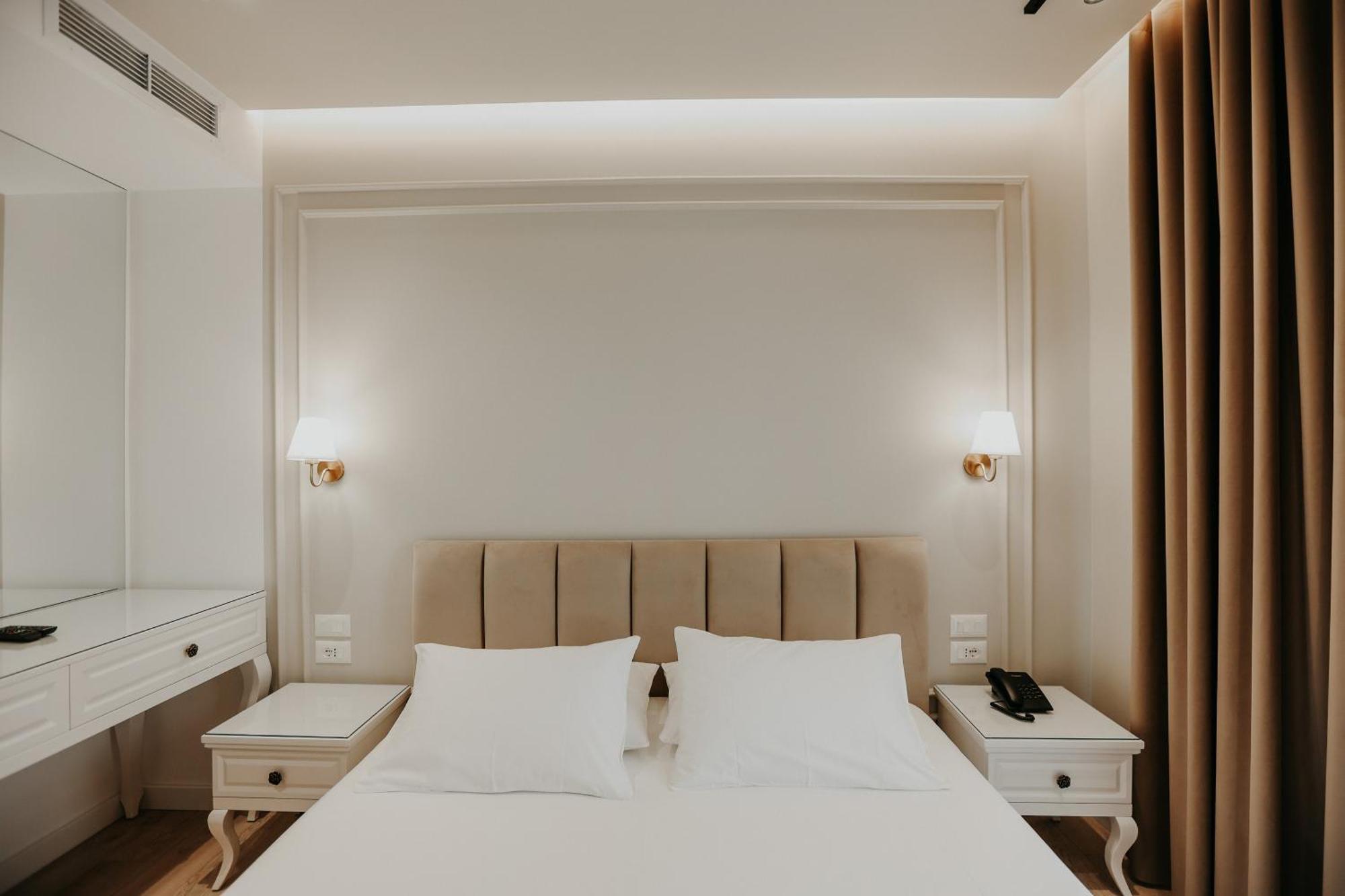 Seaside Hotel Wlora Zewnętrze zdjęcie