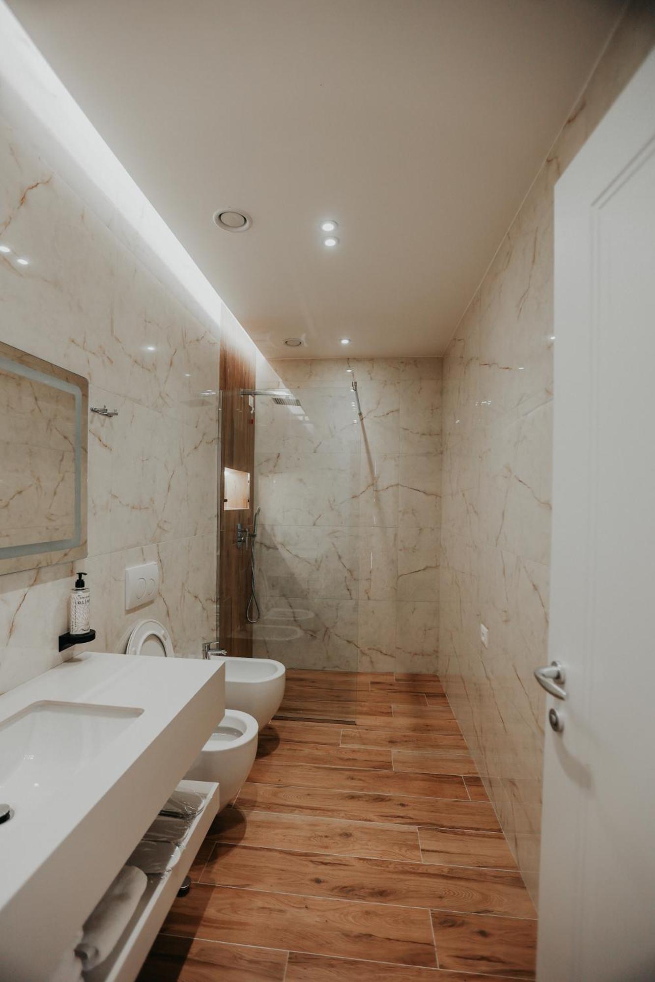 Seaside Hotel Wlora Zewnętrze zdjęcie