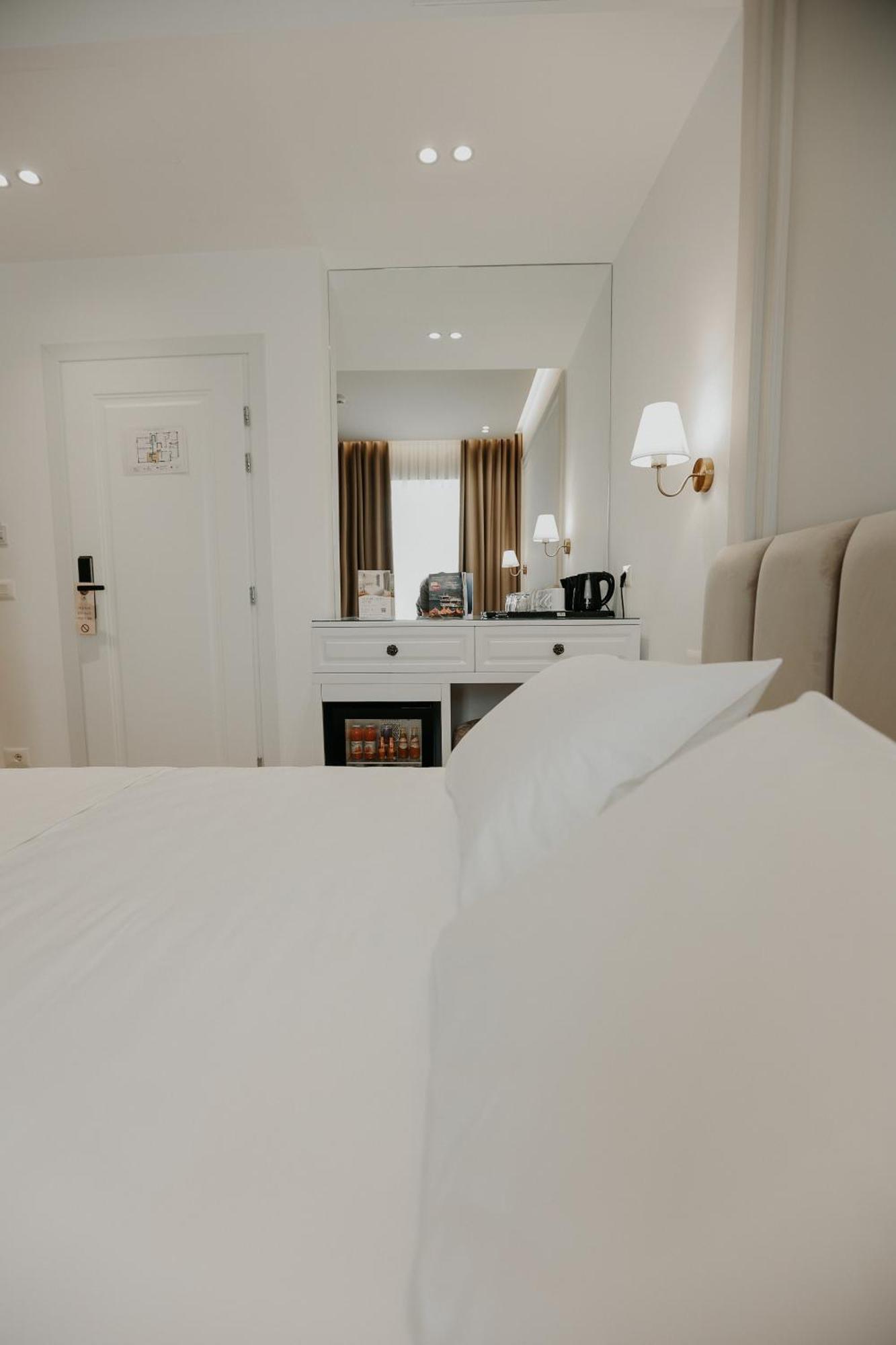 Seaside Hotel Wlora Zewnętrze zdjęcie